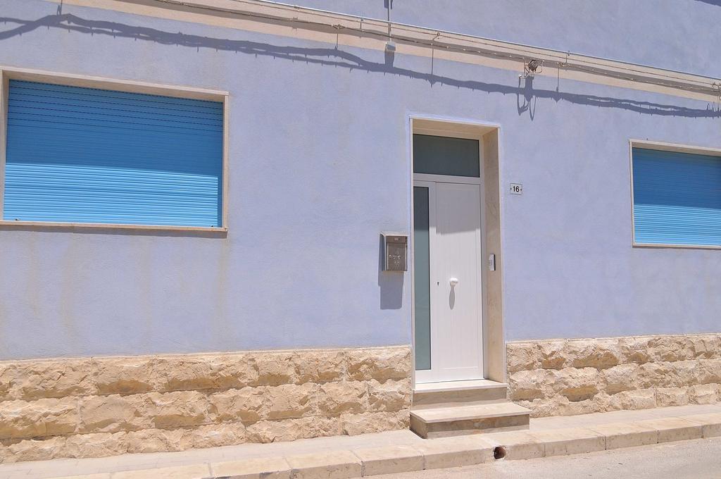 Delposto Marina Di Ragusa Dış mekan fotoğraf